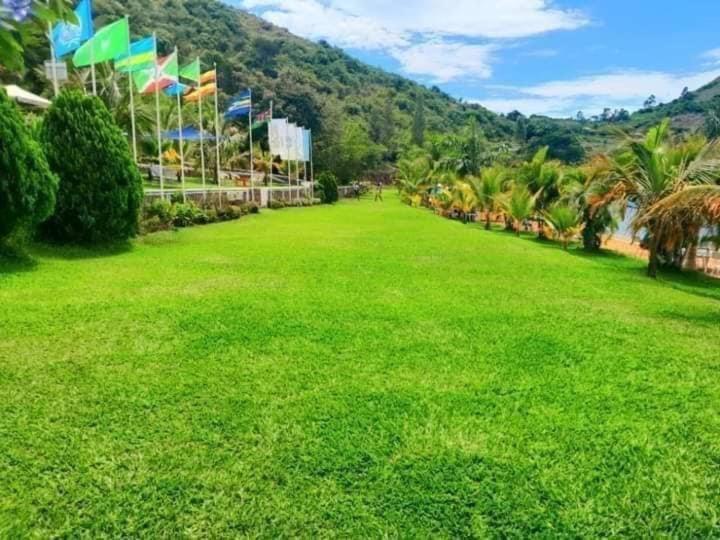 Ches Bay Resort Nangina Luaran gambar